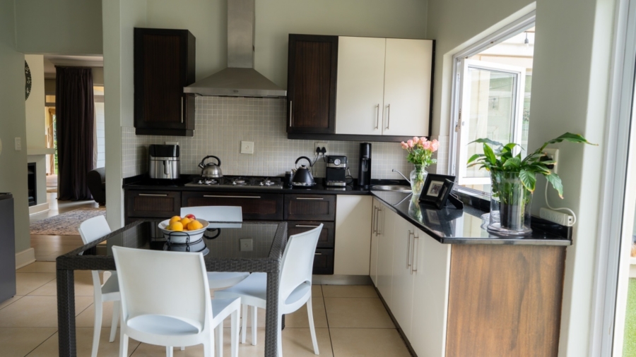 4 Bedroom Property for Sale in Wilkoppies North West